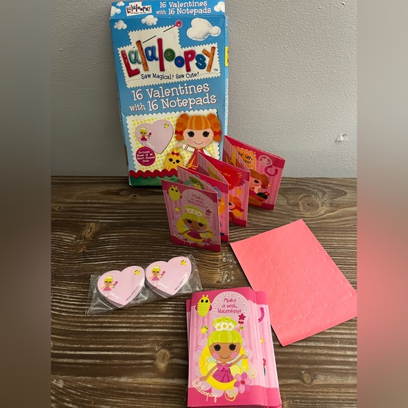 lalaloopsy Other - NEW Lalaoopsy Sew Magical Sew Cute 16 Valentines with 16 Notepads